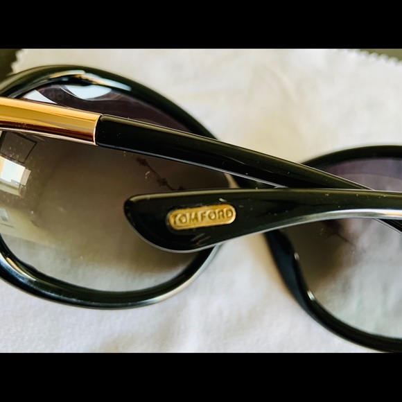 Whitney oversized soft round polarized sunglasses! - Picture 10 of 10